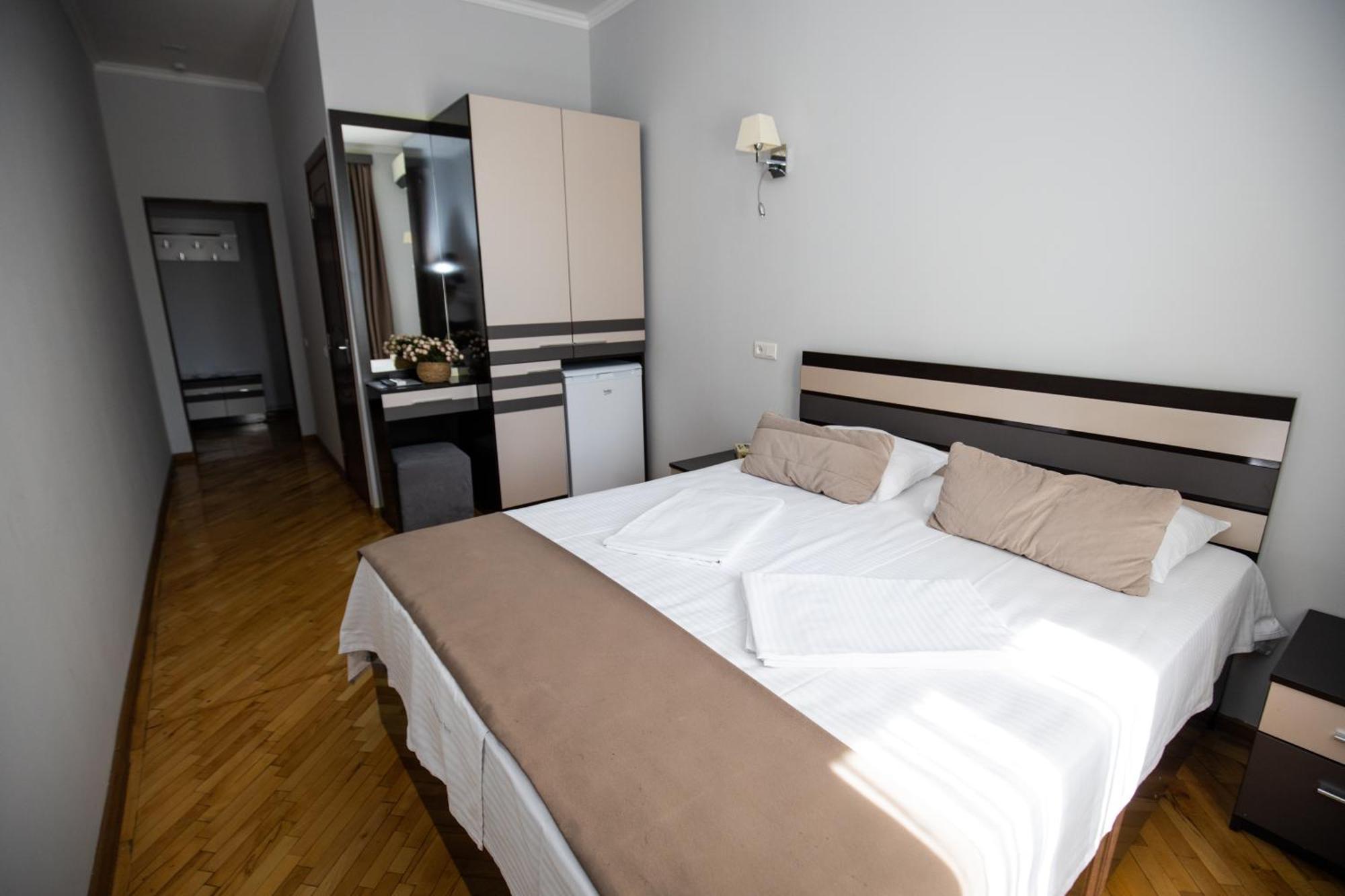 Yereone Hotel Apartment Yerevan Exterior foto