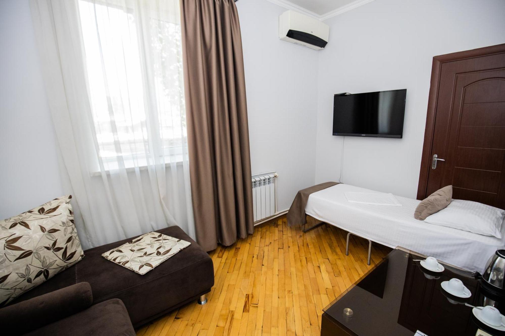 Yereone Hotel Apartment Yerevan Exterior foto